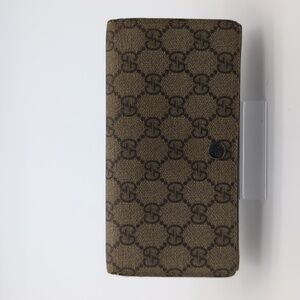 Gucci long wallet